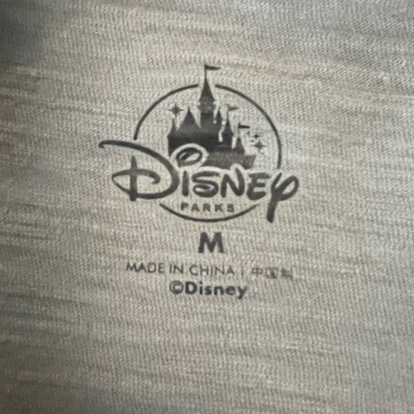 Disney Villains T -Shirt - size Medium - Picture 3 of 3